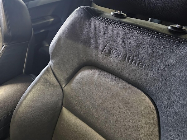 Used Audi A6 Saloon 2011 for sale - 75729791: Photo 32
