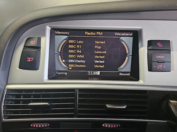 Used Audi A6 Saloon 2011 for sale - 75729791: Photo 43