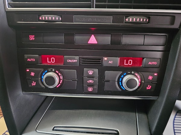 Used Audi A6 Saloon 2011 for sale - 75729791: Photo 47