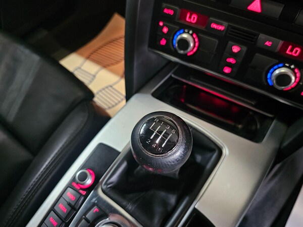 Used Audi A6 Saloon 2011 for sale - 75729791: Photo 50