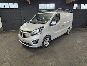 2016 (66) - 1.6 CDTi 2700 BiTurbo Sportive L1 H1 Euro 6 (s/s) 5dr
