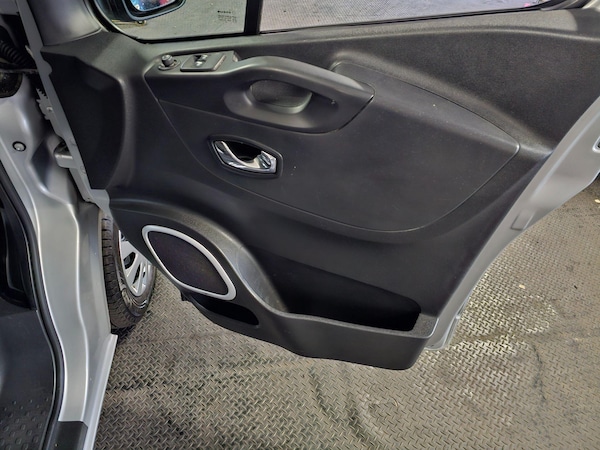 Used Vauxhall Vivaro 2016 for sale - 76284253: Photo 37