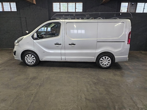 Used Vauxhall Vivaro 2016 for sale - 76284253: Photo 3