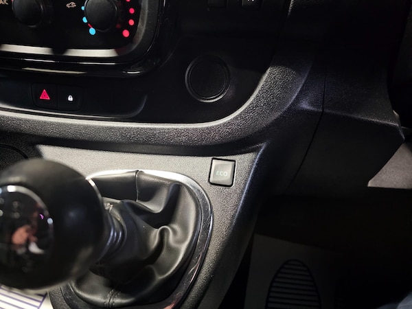 Used Vauxhall Vivaro 2016 for sale - 76284253: Photo 49