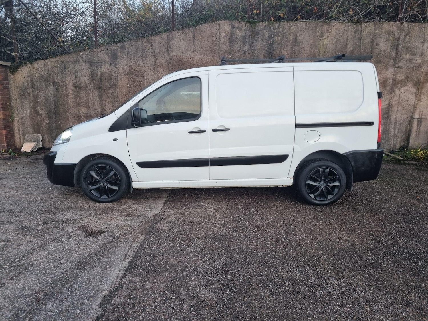 Used Citroen Dispatch 2013 for sale - 76585352: Photo 8