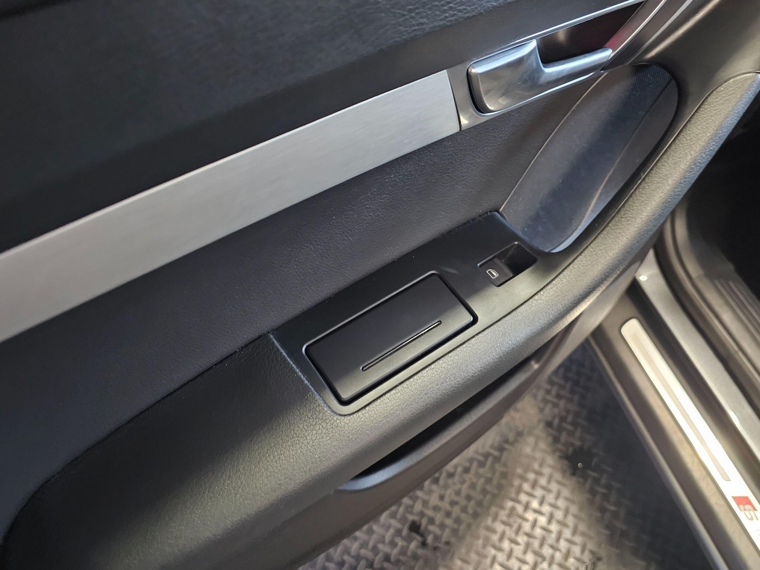 Used Audi A6 2011 for sale - 76988809: Photo 23