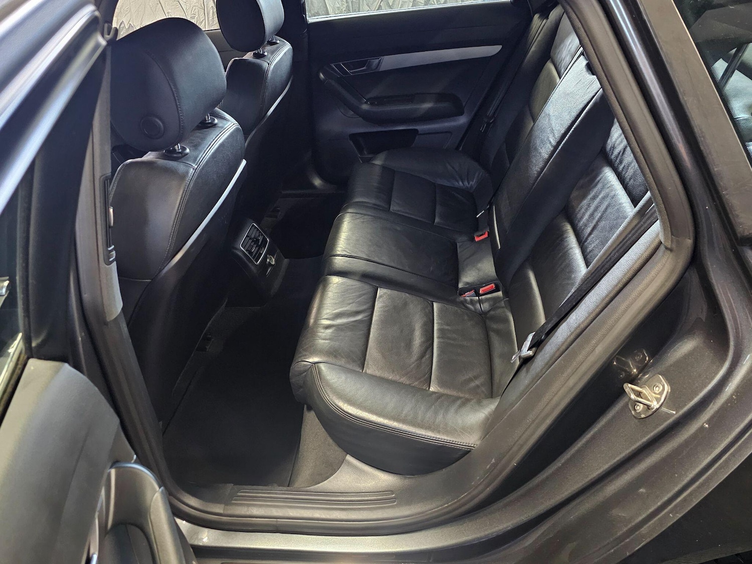 Used Audi A6 2011 for sale - 76988809: Photo 24