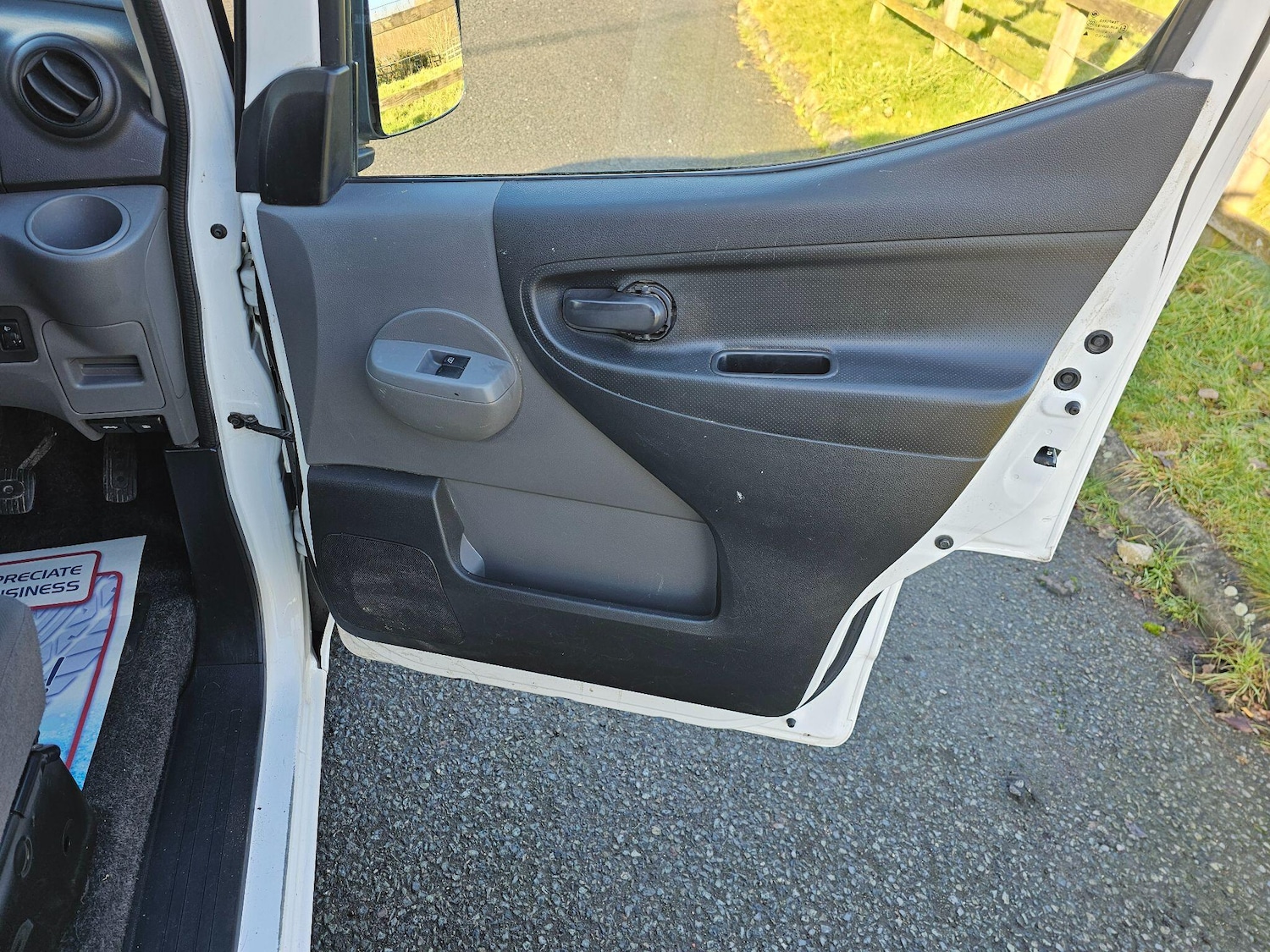 Used Nissan NV200 2014 for sale - 77238165: Photo 24