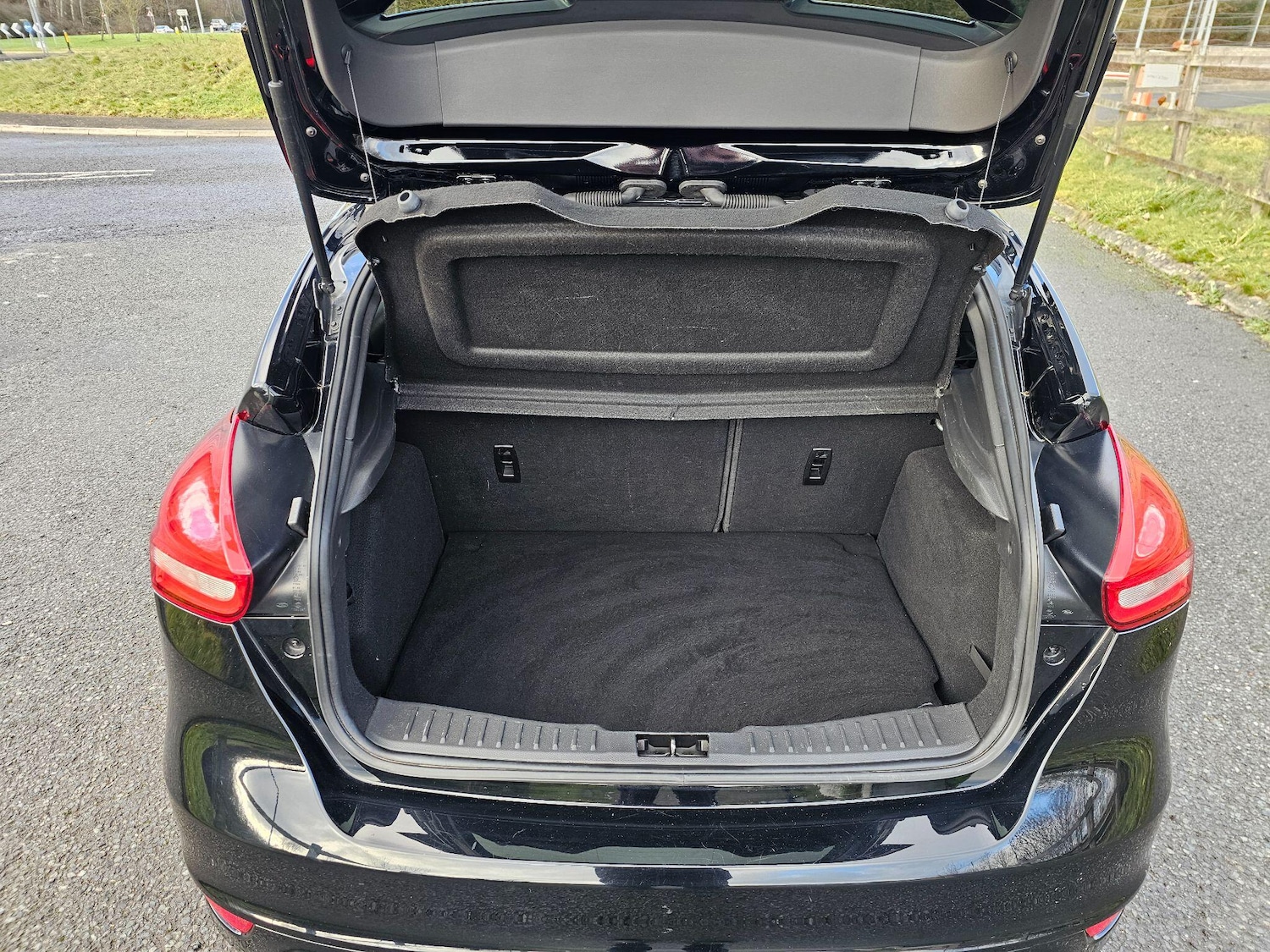 Used Ford Focus 2017 for sale - 77237889: Photo 16