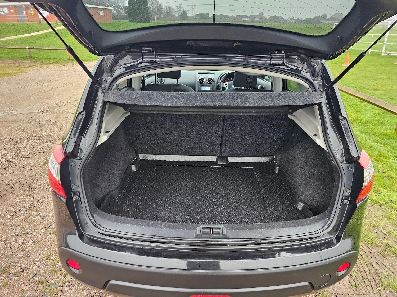 Used Nissan Qashqai 2011 for sale - 77029929: Photo 13