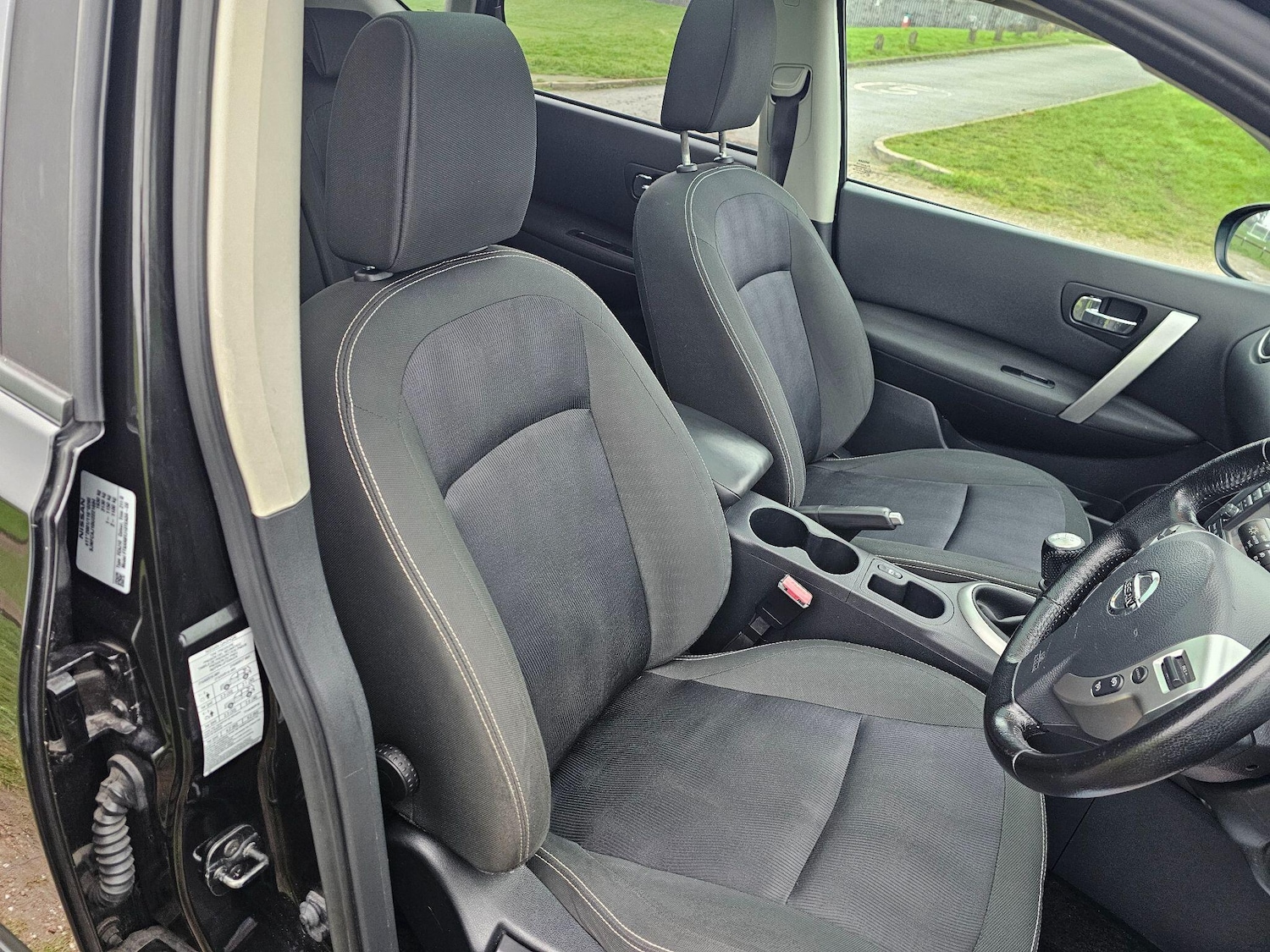 Used Nissan Qashqai 2011 for sale - 77029929: Photo 33