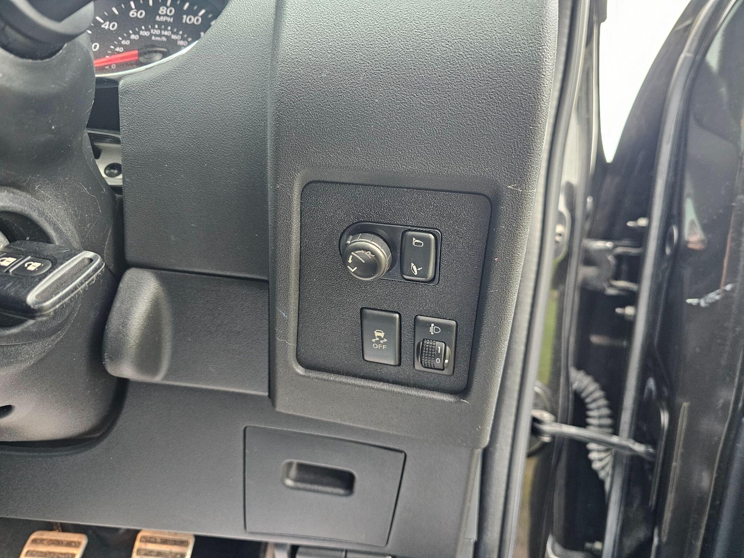 Used Nissan Qashqai 2011 for sale - 77029929: Photo 35