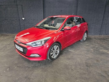 Used Hyundai i20 2015 for sale - 79677300: Photo