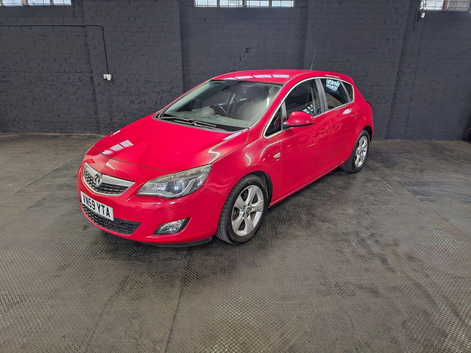 Used Vauxhall Astra 2009 for sale - 76251326: Photo 1