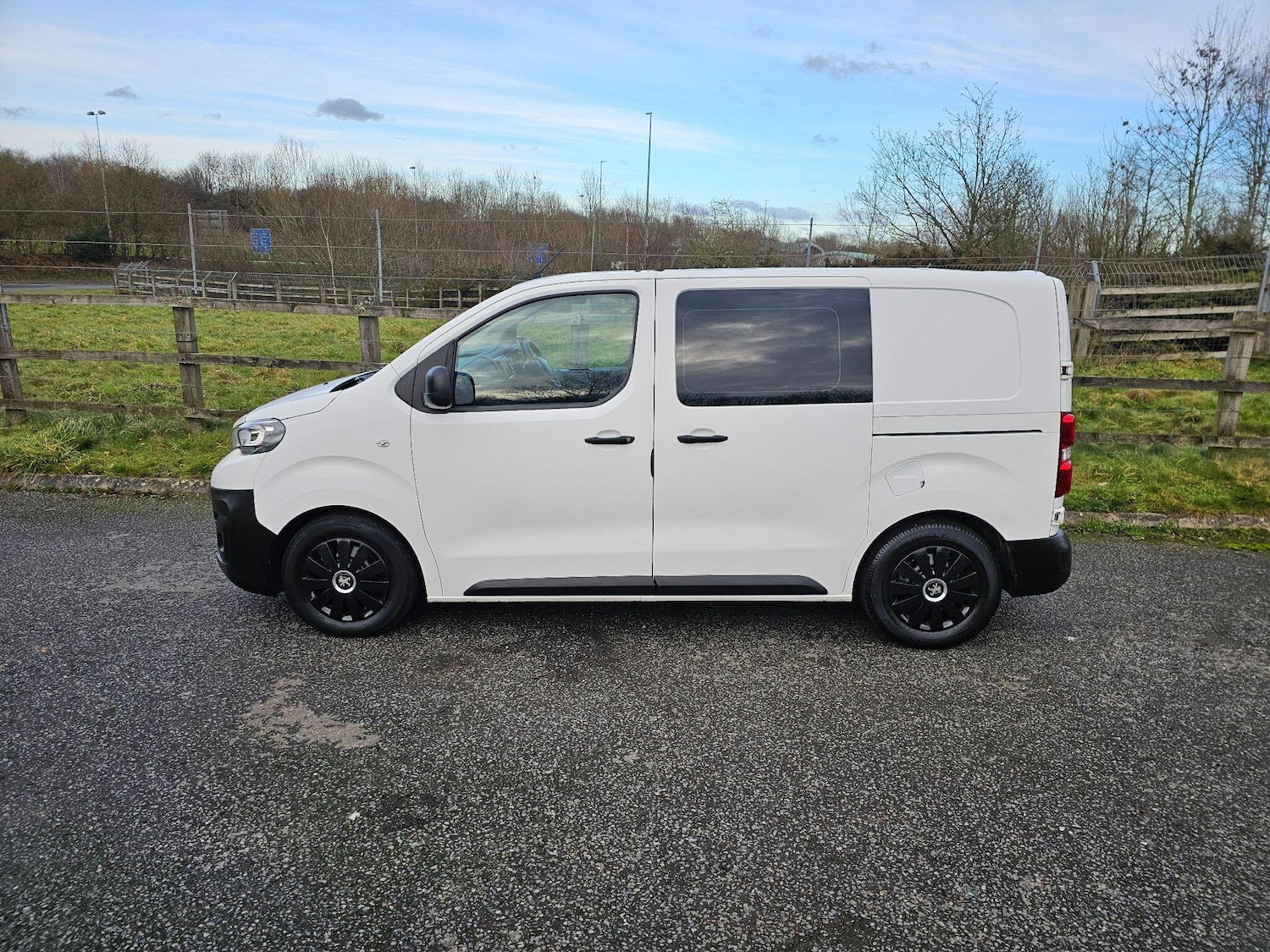 Used Peugeot Expert 2017 for sale - 77266727: Photo 8