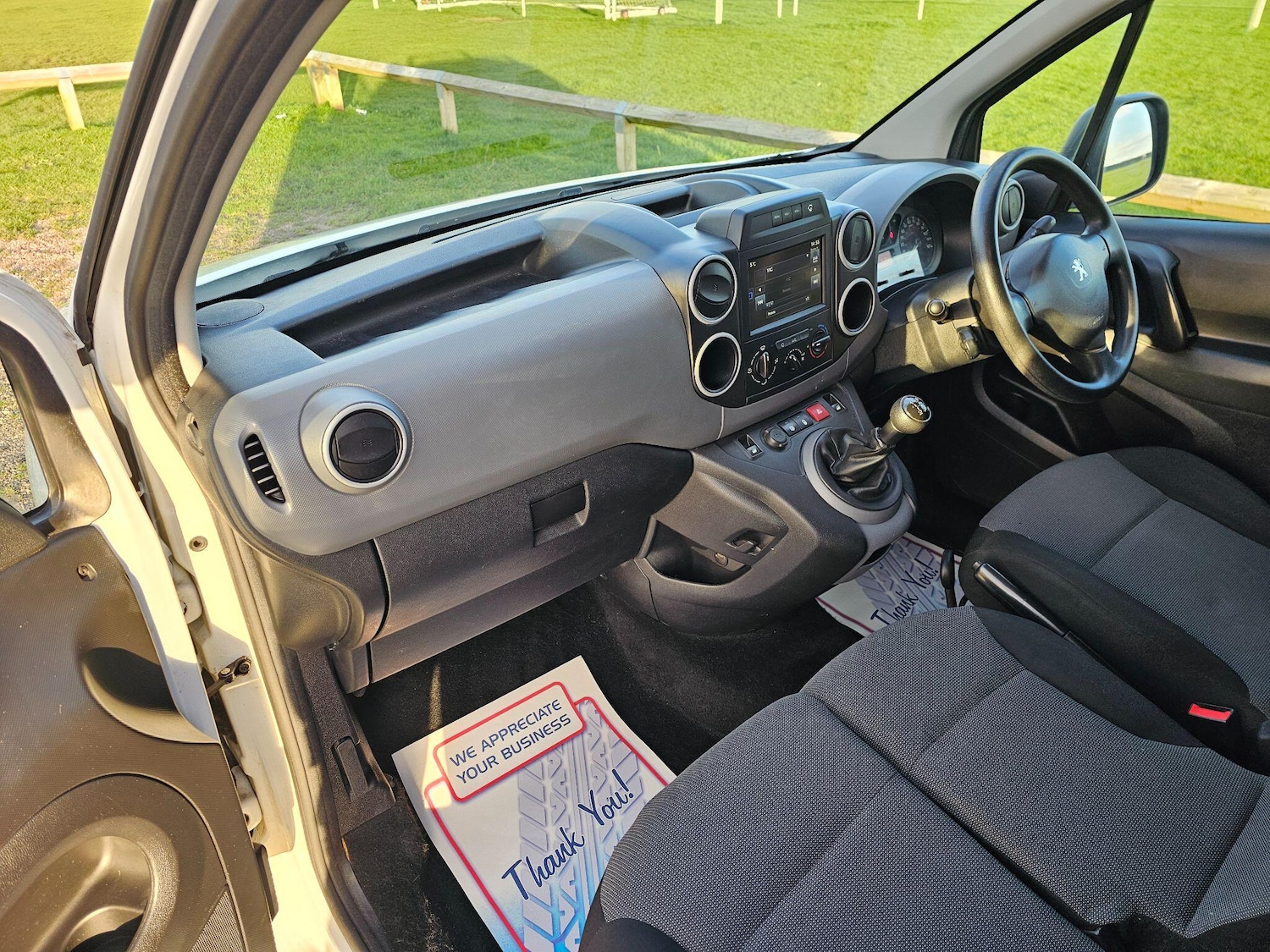 Used Peugeot Partner 2017 for sale - 76633448: Photo 25