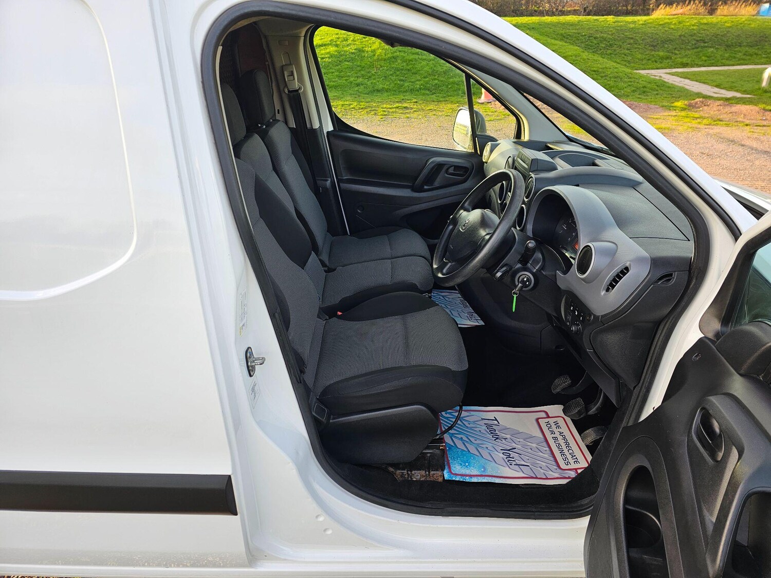 Used Peugeot Partner 2017 for sale - 76633448: Photo 31