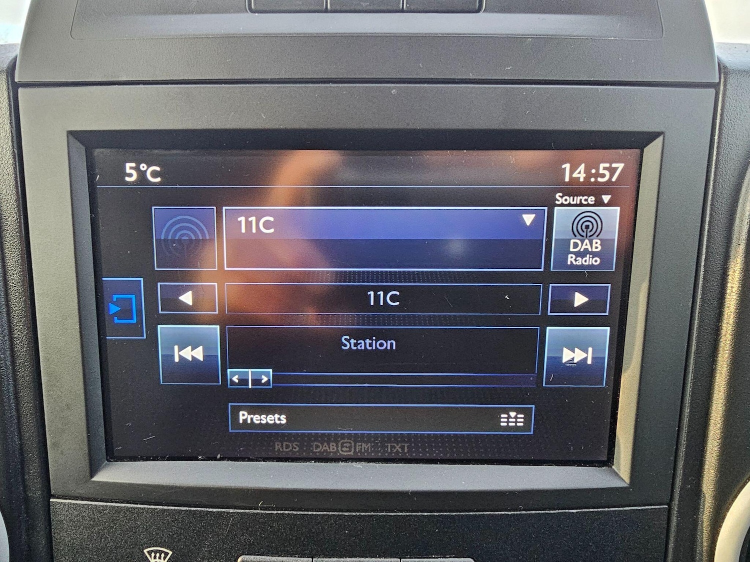 Used Peugeot Partner 2017 for sale - 76633448: Photo 38