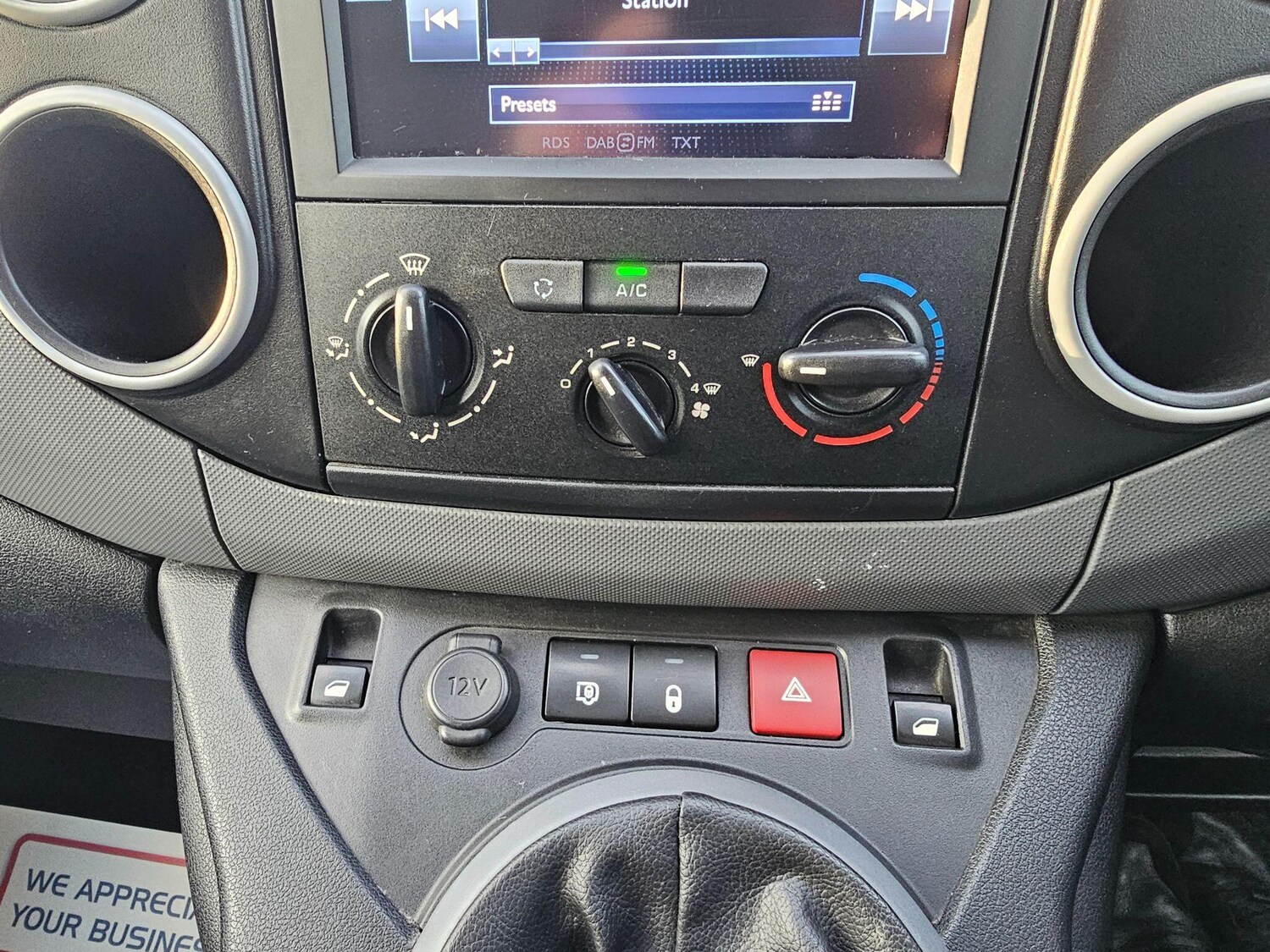 Used Peugeot Partner 2017 for sale - 76633448: Photo 39