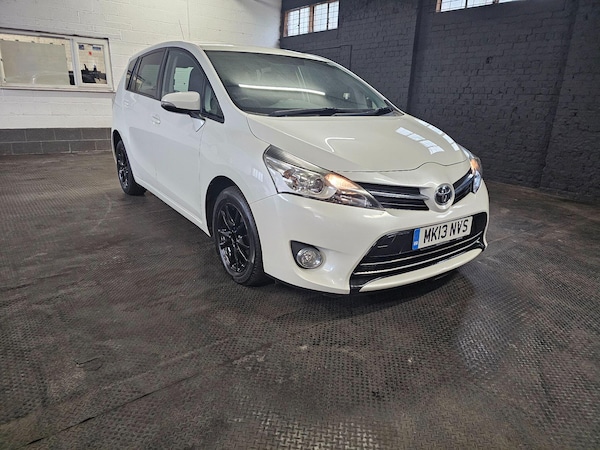 Used Toyota Verso 2013 for sale - 76238695: Photo 10