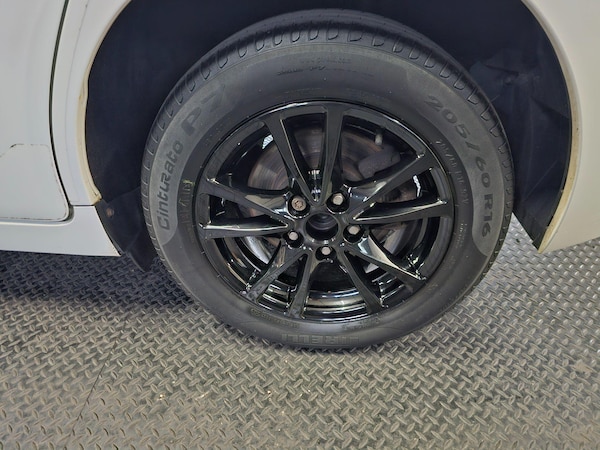 Used Toyota Verso 2013 for sale - 76238695: Photo 15