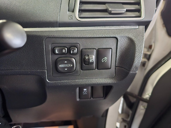 Used Toyota Verso 2013 for sale - 76238695: Photo 46