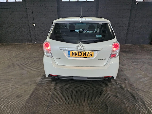 Used Toyota Verso 2013 for sale - 76238695: Photo 5