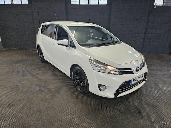 Used Toyota Verso 2013 for sale - 76238695: Photo 8