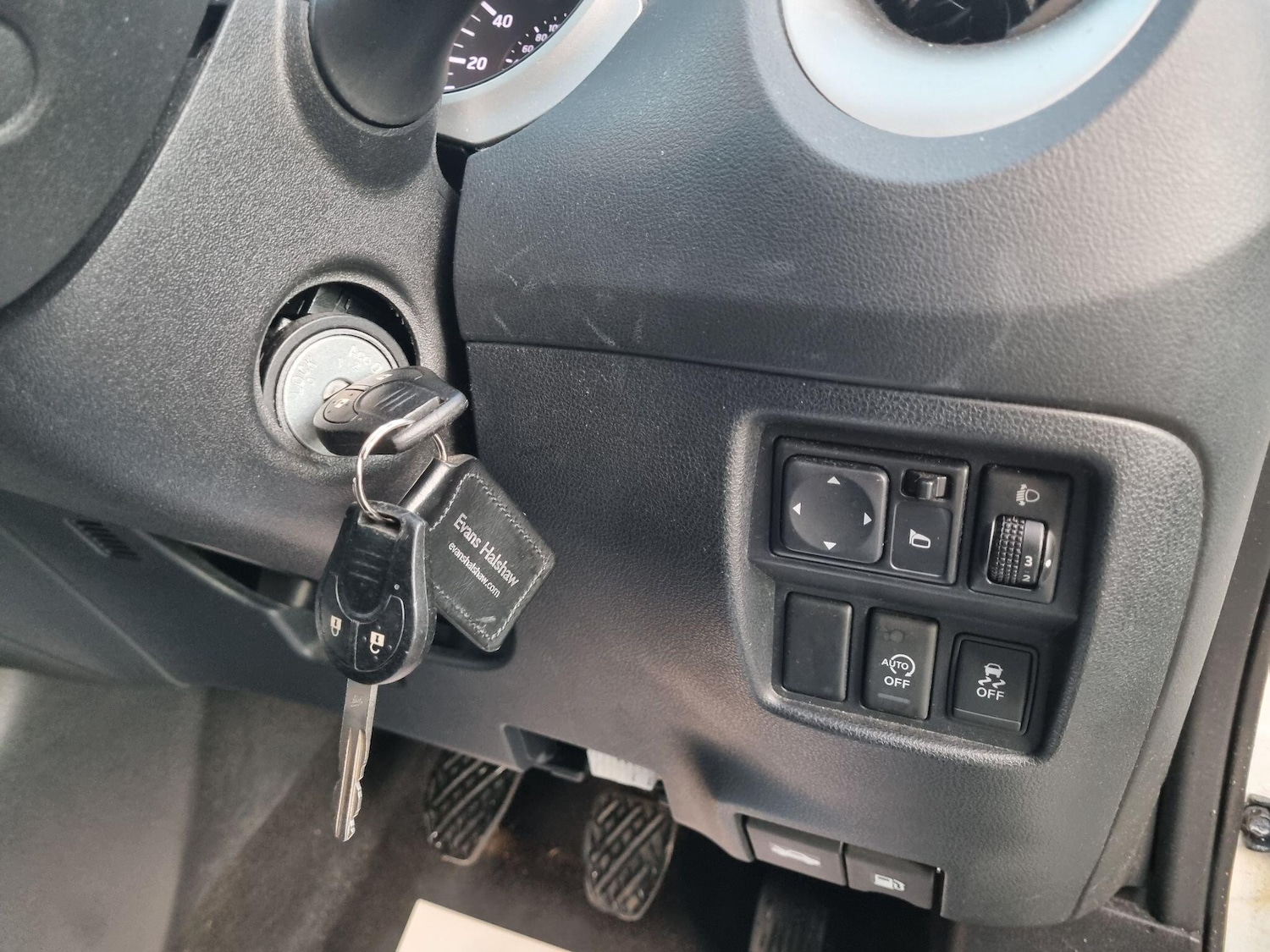 Used Nissan Juke 2013 for sale - 76619843: Photo 26