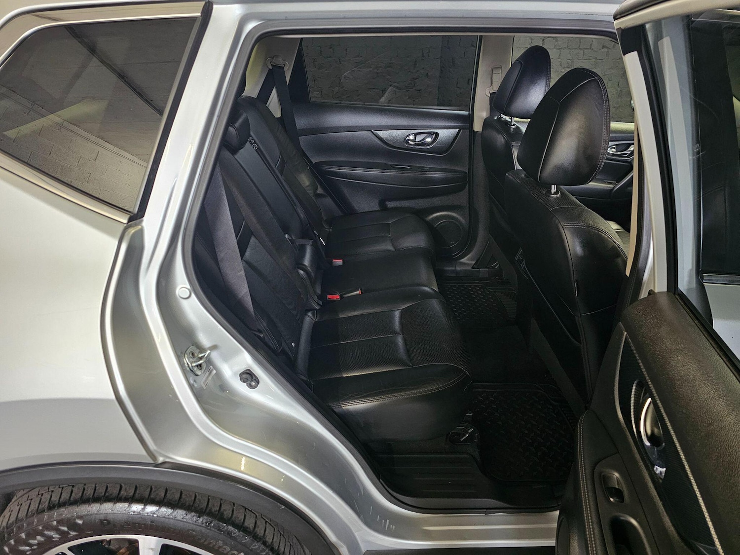 Vehicle 28