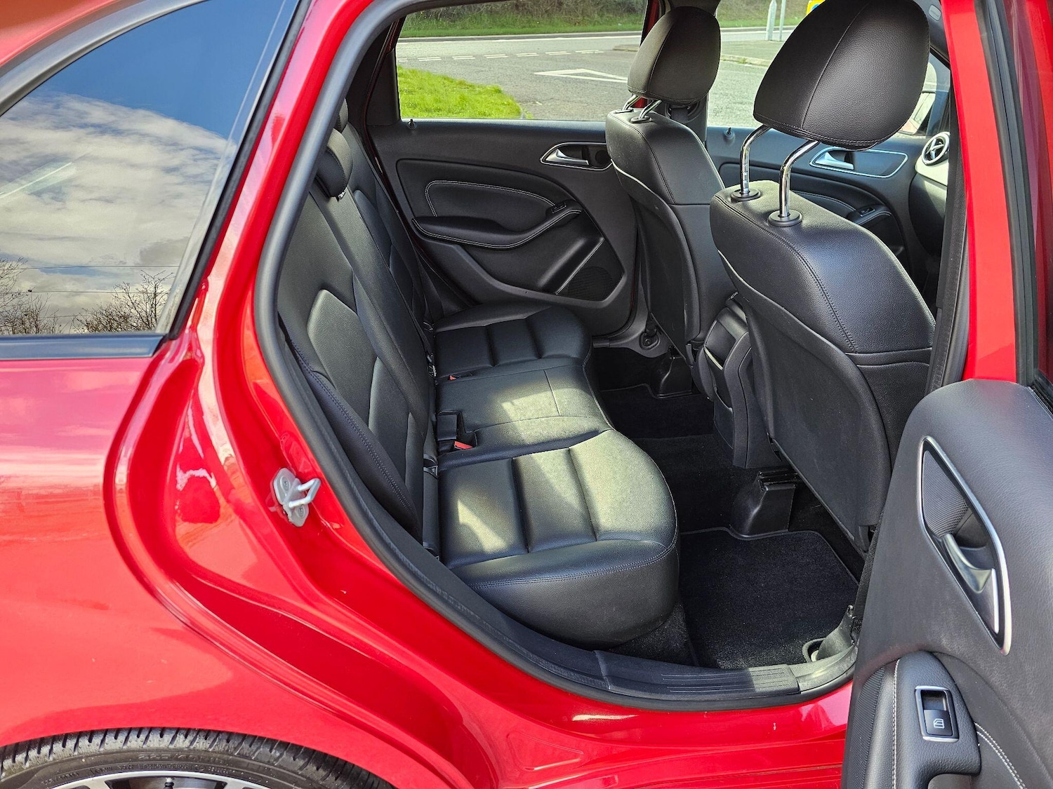 Used Mercedes-Benz B Class 2014 for sale - 78007001: Photo 17