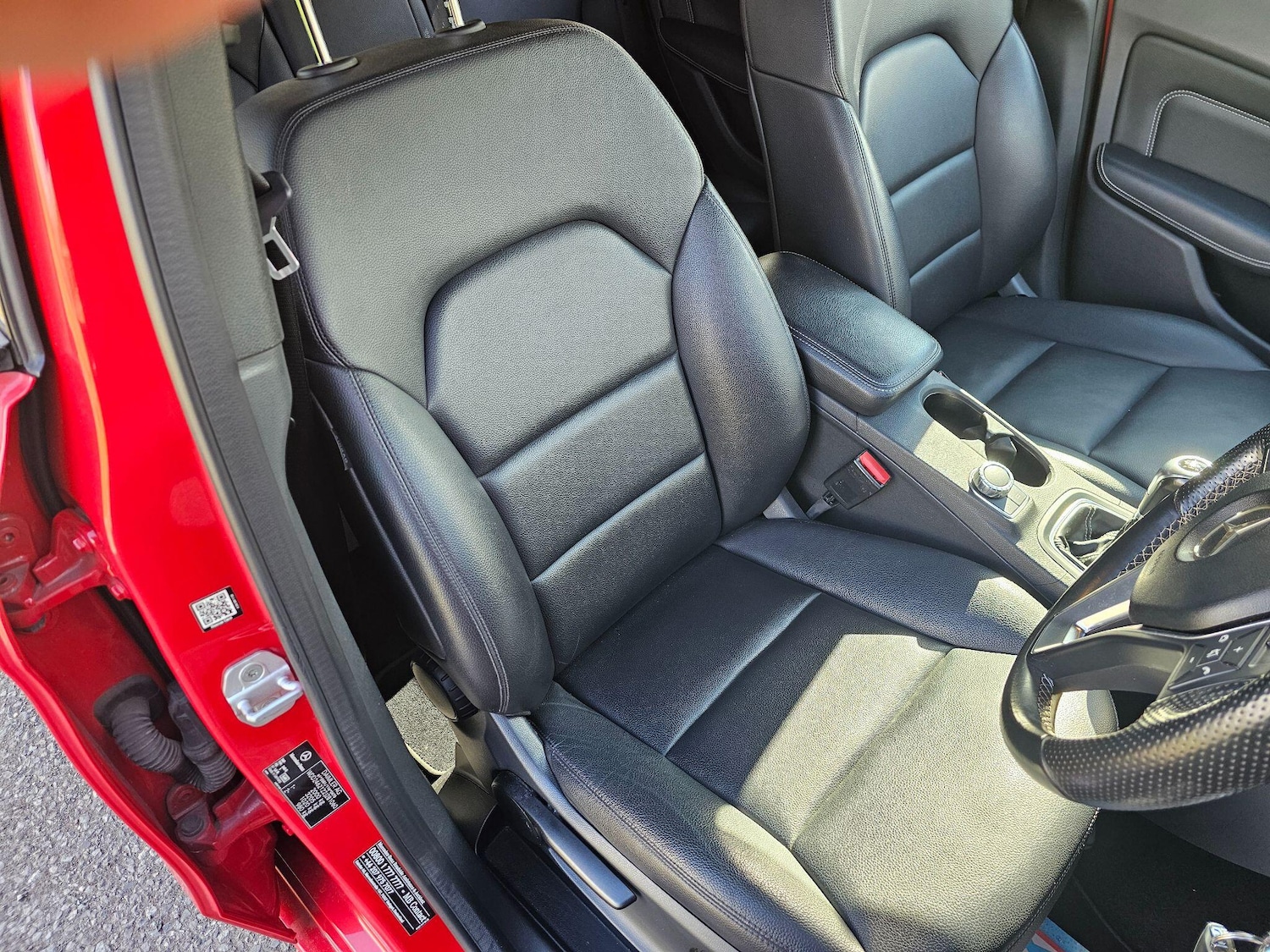 Used Mercedes-Benz B Class 2014 for sale - 78007001: Photo 30