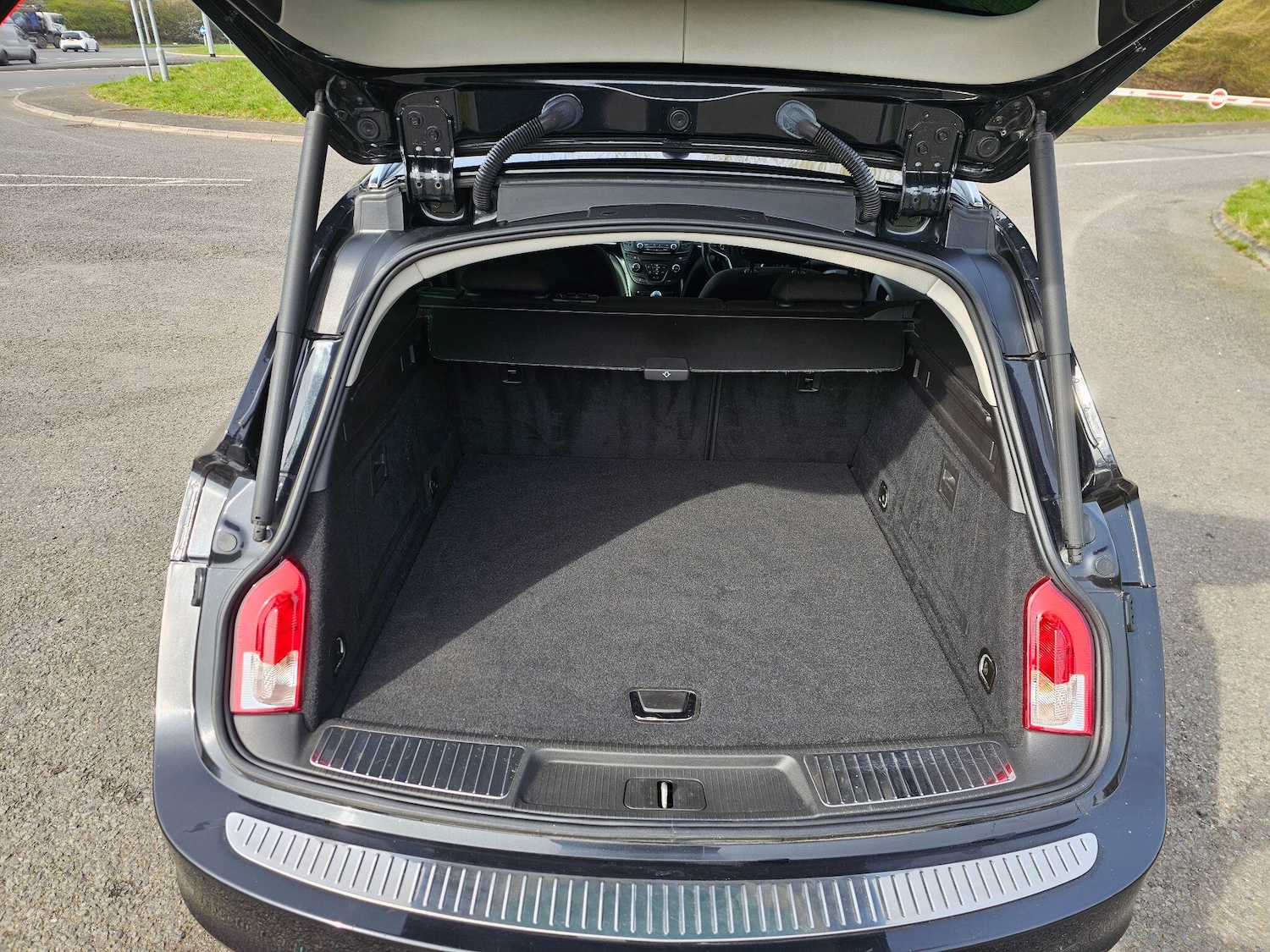 Used Vauxhall Insignia 2015 for sale - 77970185: Photo 18