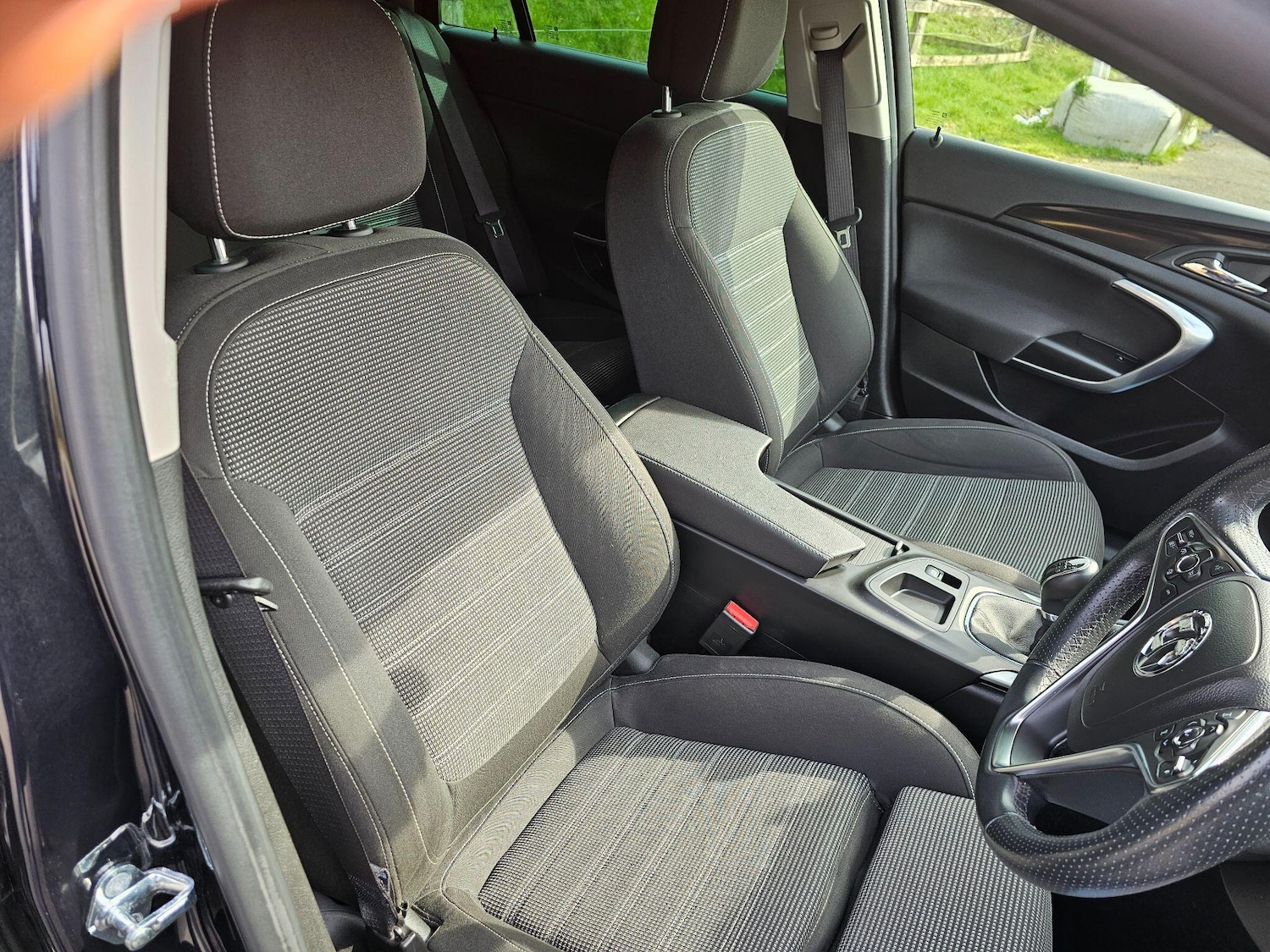 Used Vauxhall Insignia 2015 for sale - 77970185: Photo 40