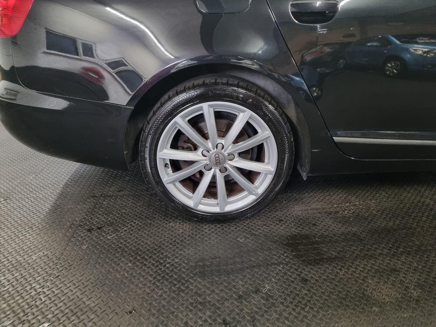 Used Audi A6 Avant 2009 for sale - 76432617: Photo 14