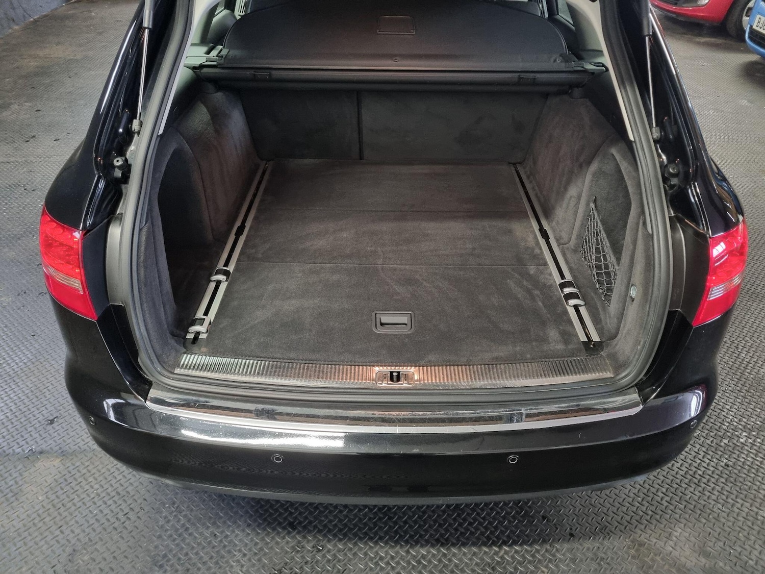 Used Audi A6 Avant 2009 for sale - 76432617: Photo 17