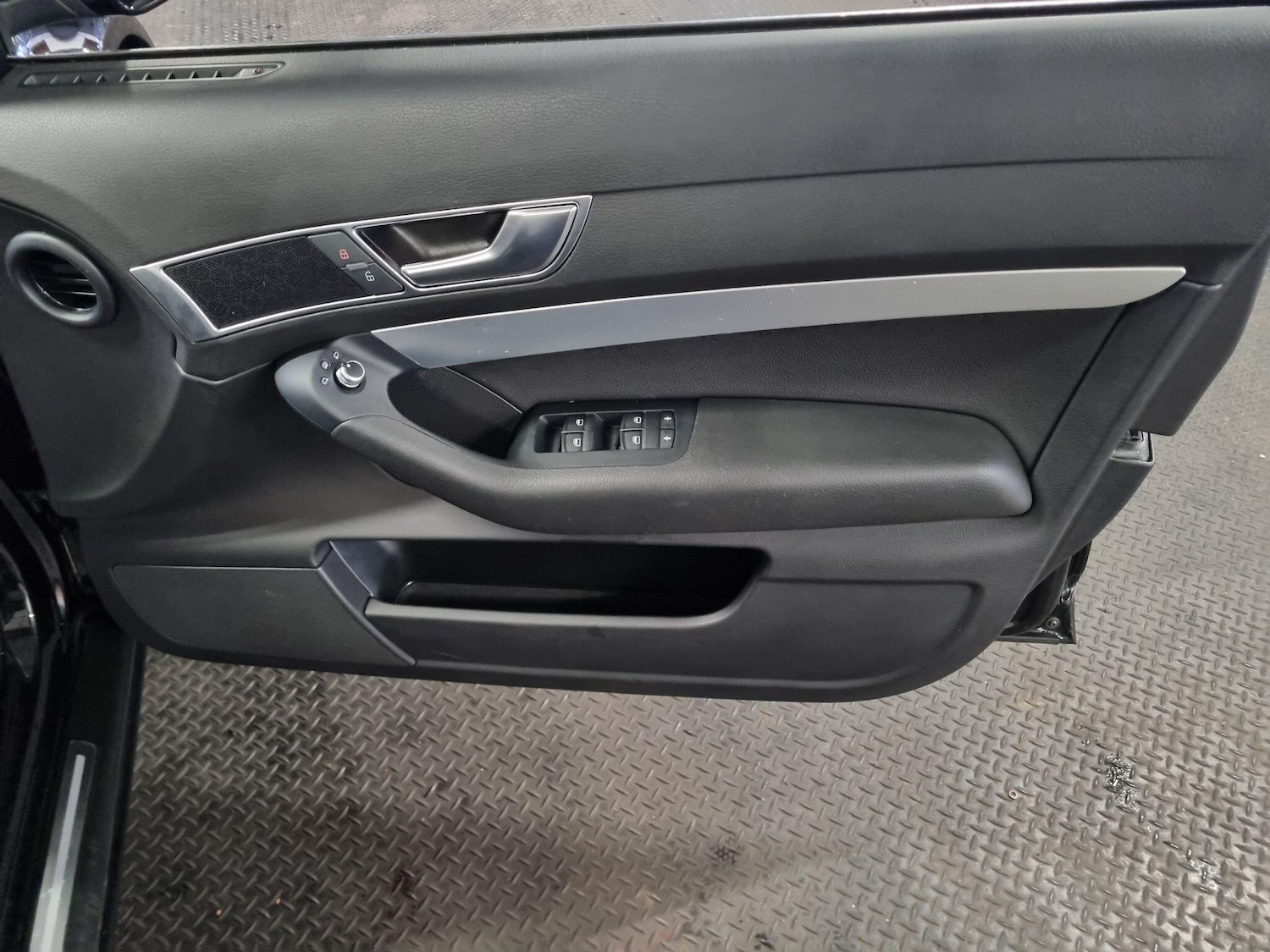 Used Audi A6 Avant 2009 for sale - 76432617: Photo 23