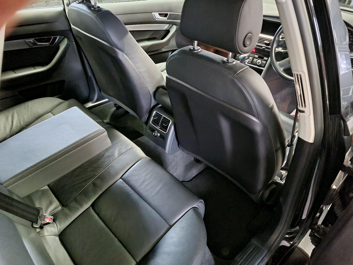 Used Audi A6 Avant 2009 for sale - 76432617: Photo 32