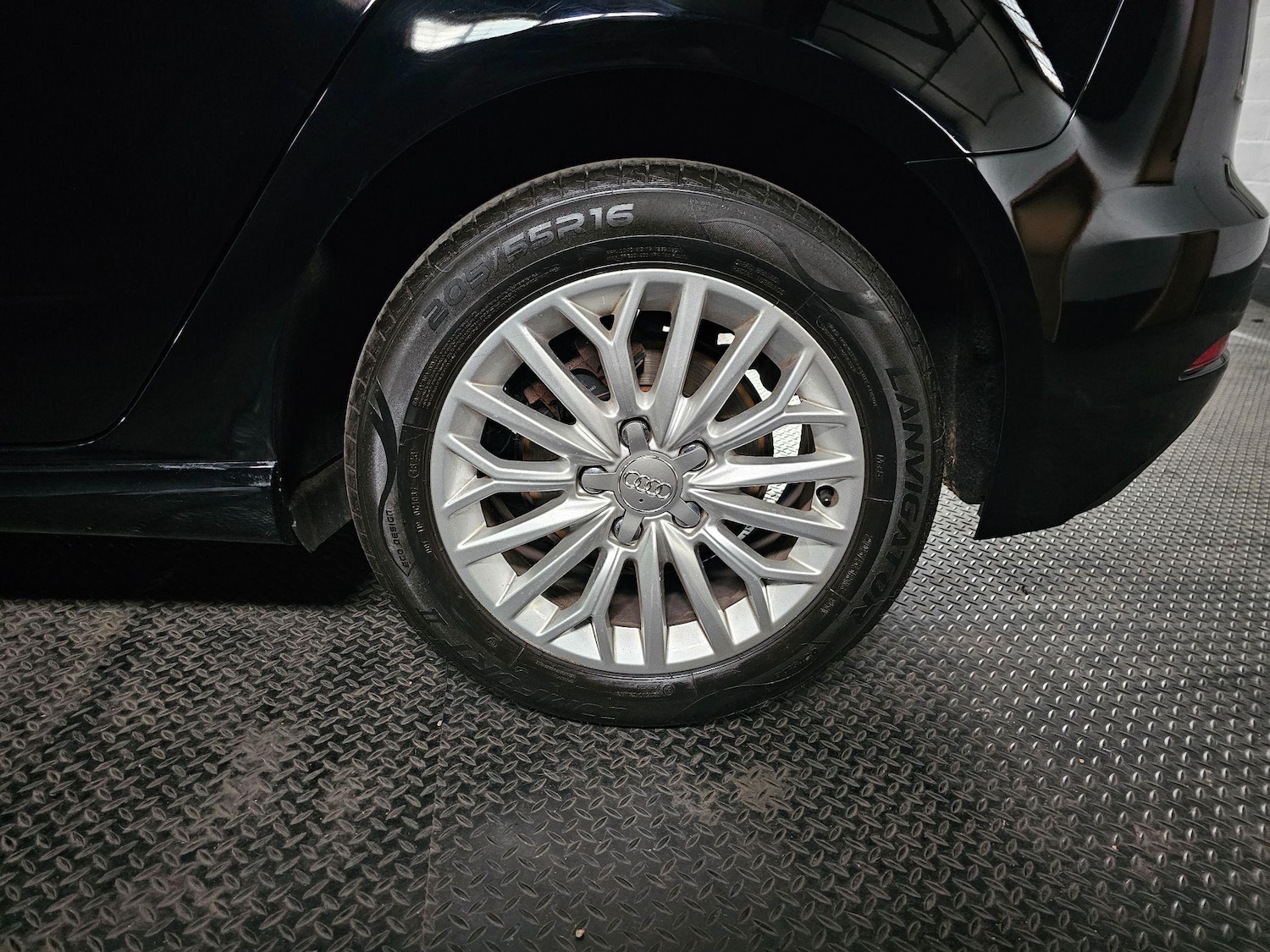 Used Audi A3 2016 for sale - 76988425: Photo 14