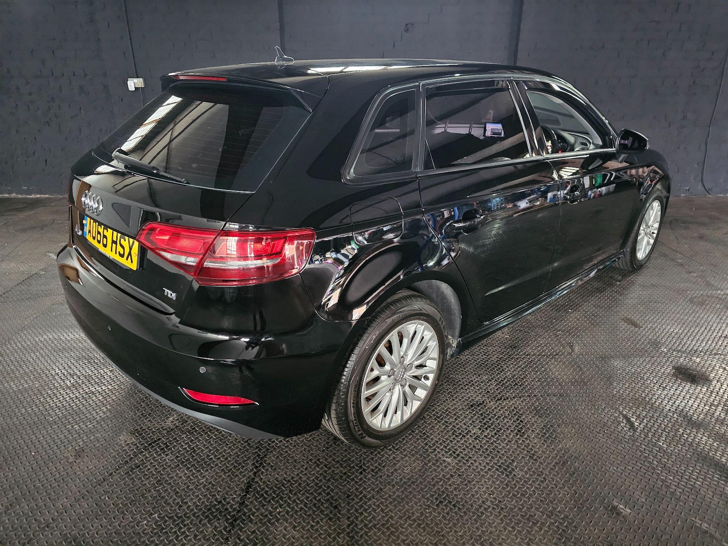 Used Audi A3 2016 for sale - 76988425: Photo 6