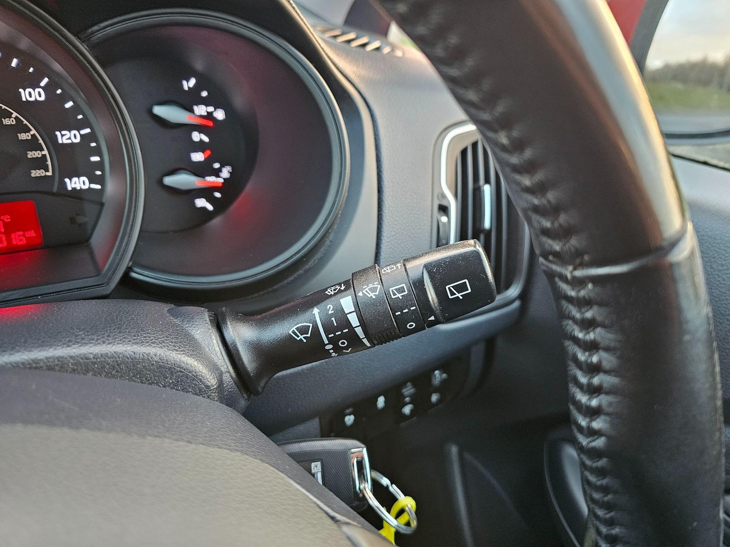 Used Kia Rio 2015 for sale - 77130766: Photo 42