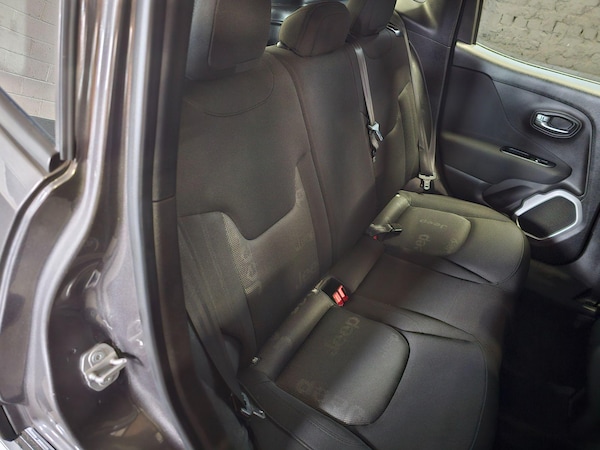 Used Jeep Renegade 2016 for sale - 75333811: Photo 23