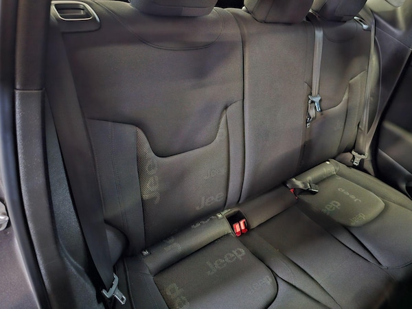 Used Jeep Renegade 2016 for sale - 75333811: Photo 24