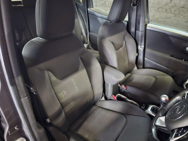 Used Jeep Renegade 2016 for sale - 75333811: Photo 41