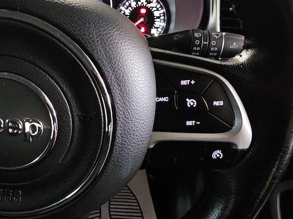 Used Jeep Renegade 2016 for sale - 75333811: Photo 58