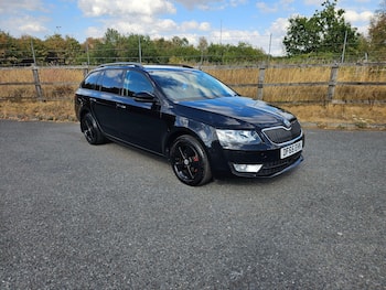 Used Skoda Octavia 2015 for sale - 79602321: Photo