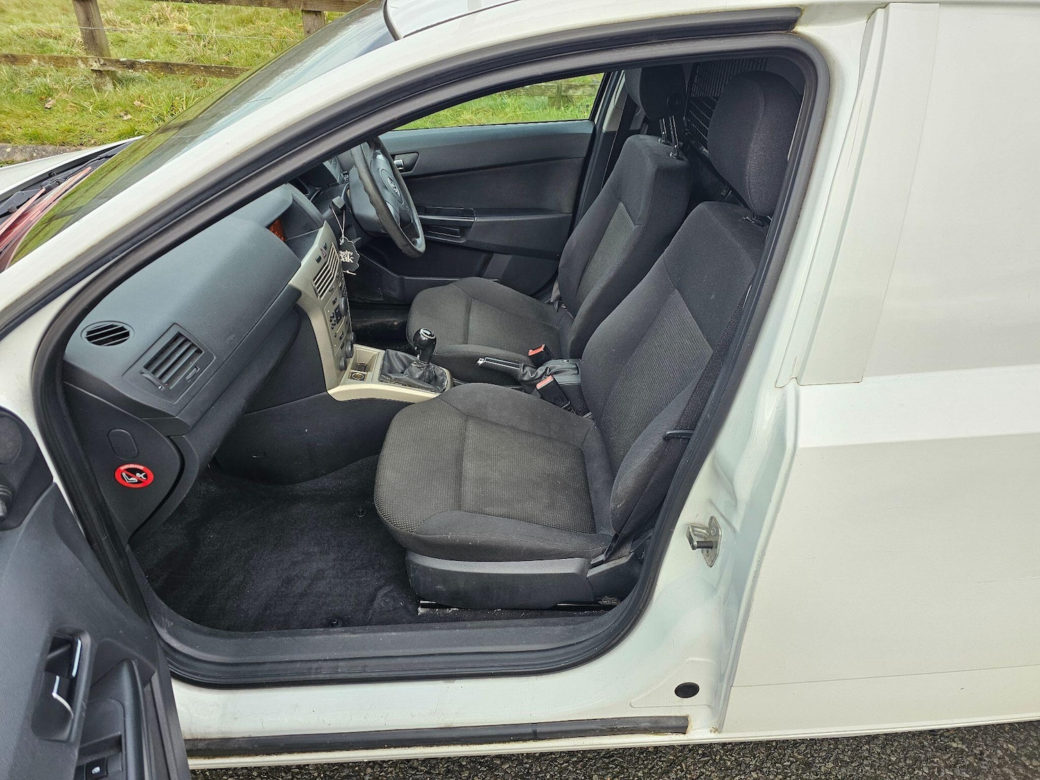 Used Vauxhall Astra Van 2010 for sale - 77202900: Photo 14