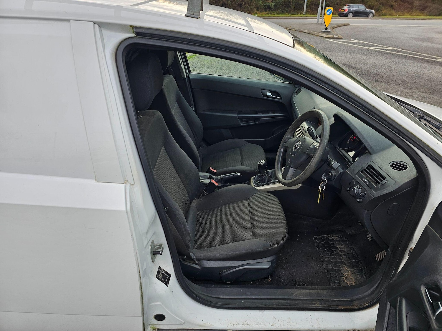 Used Vauxhall Astra Van 2010 for sale - 77202900: Photo 19