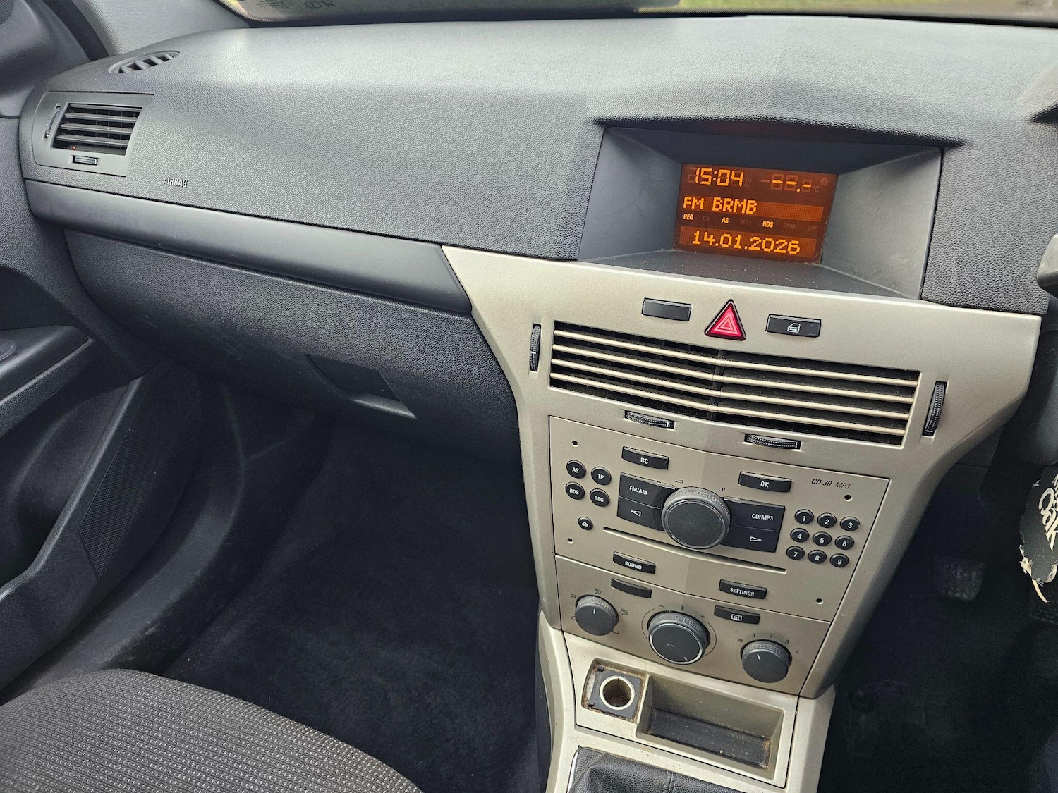 Used Vauxhall Astra Van 2010 for sale - 77202900: Photo 22