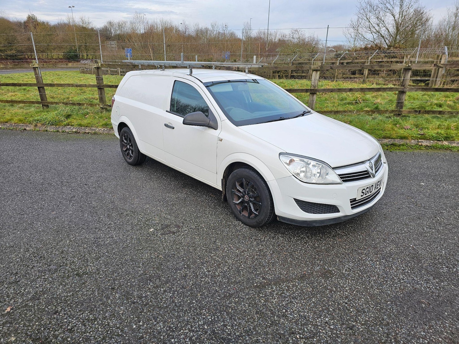 Used Vauxhall Astra Van 2010 for sale - 77202900: Photo 4